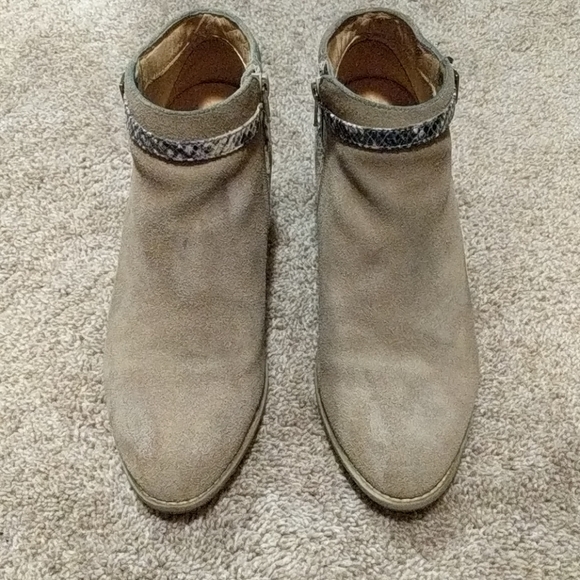 Vionic booties - Picture 2 of 6